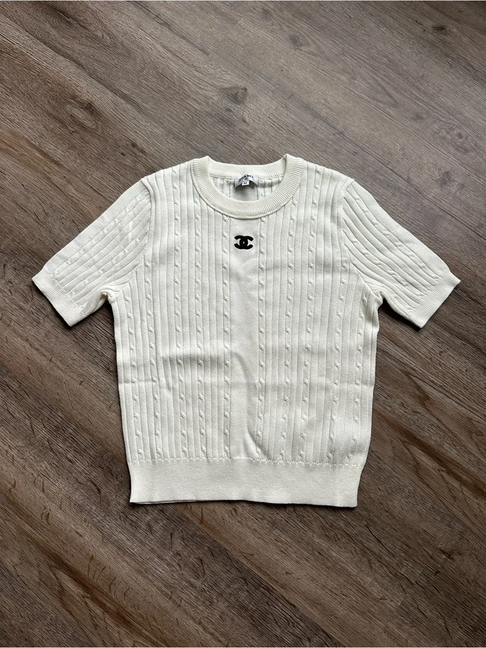 CHANEL Ivory Short-sleeve Knit top